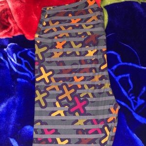 Tc Lularoe leggings